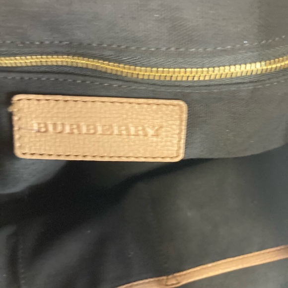 Burberry Authentic Tote Small Canter Leather Tan Handbag Itcf-10sca Italy. - Picture 10 of 13